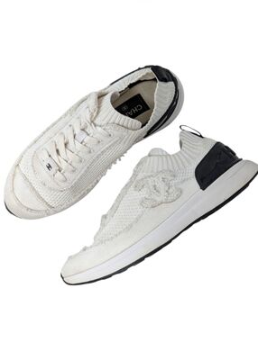 Chanel 2021 CC Logo Knit Sneakers Slip On White Black Athletic 39.5 | 9 | 8.5